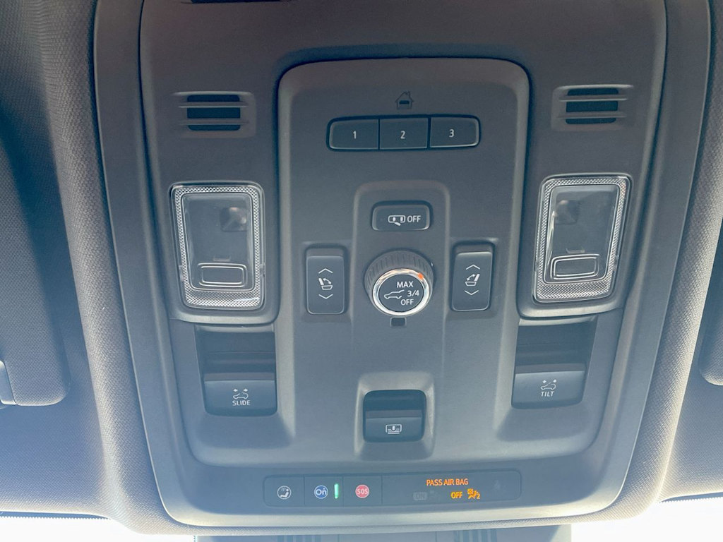 Thumbnail: 2021 Cadillac Escalade - 41