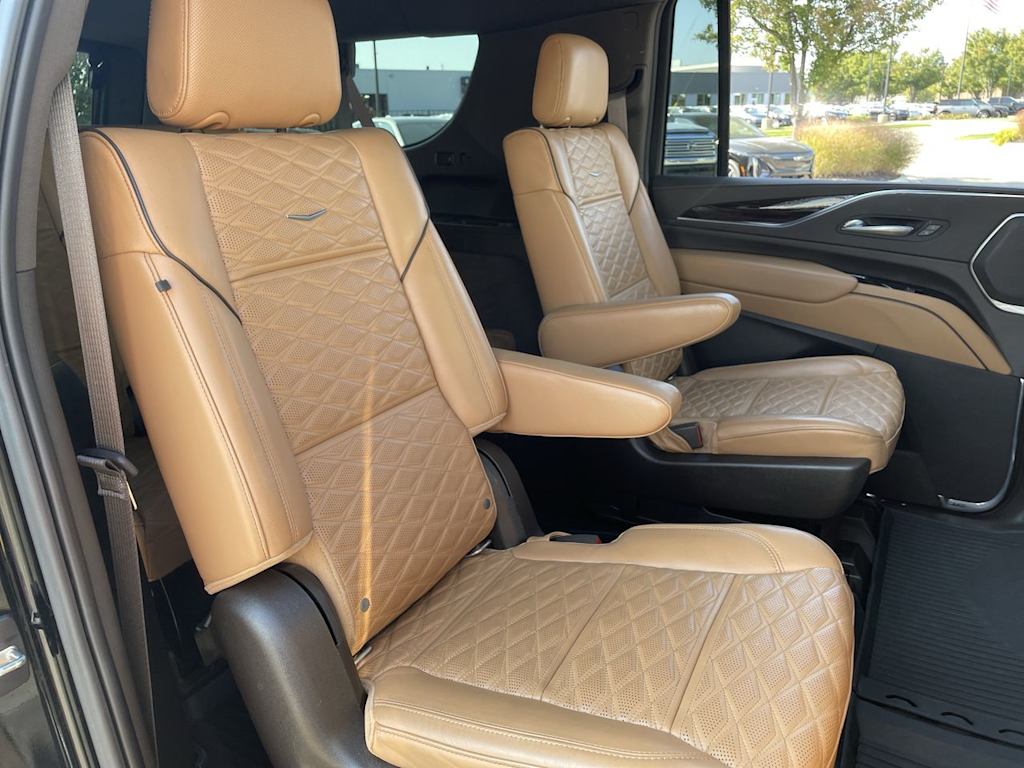 Thumbnail: 2021 Cadillac Escalade - 24
