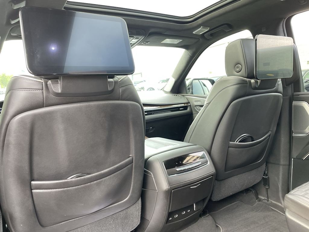 2021 Cadillac Escalade ESV Sport Platinum 29