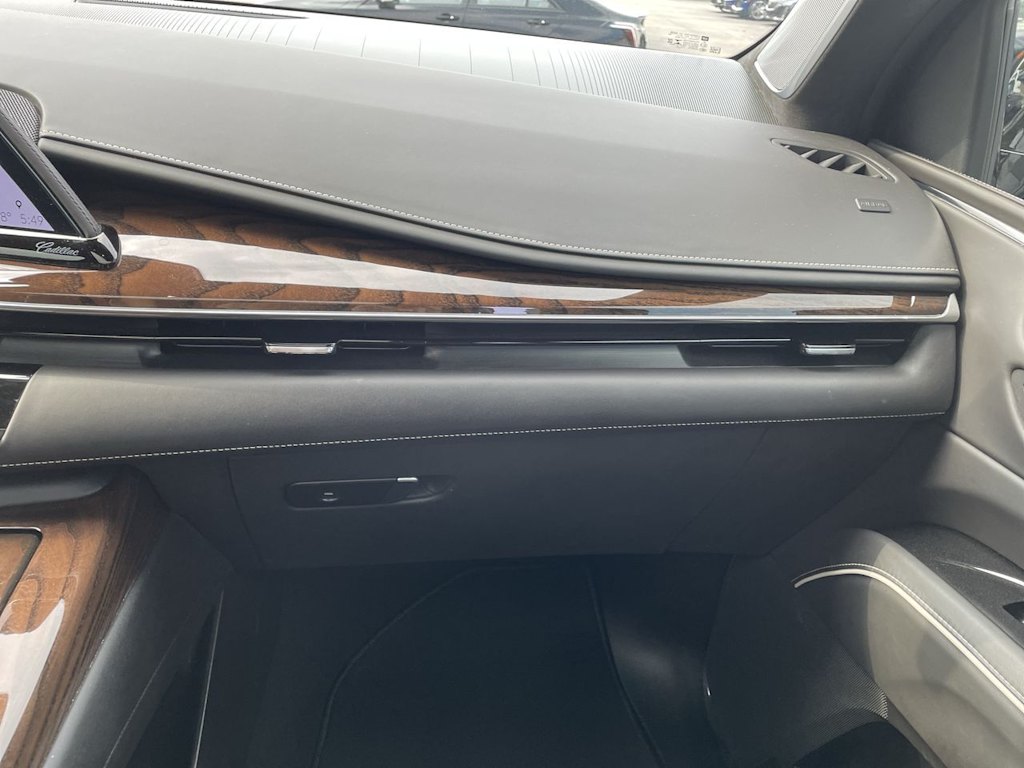 2021 Cadillac Escalade ESV Sport Platinum 26