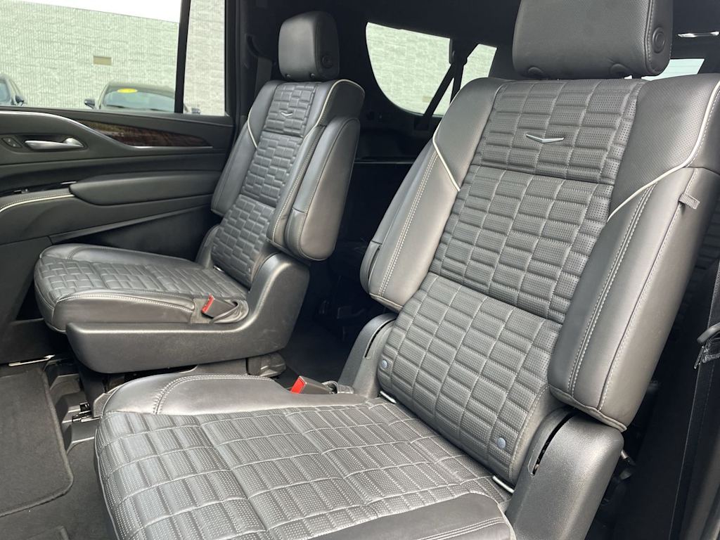 2021 Cadillac Escalade ESV Sport Platinum 28