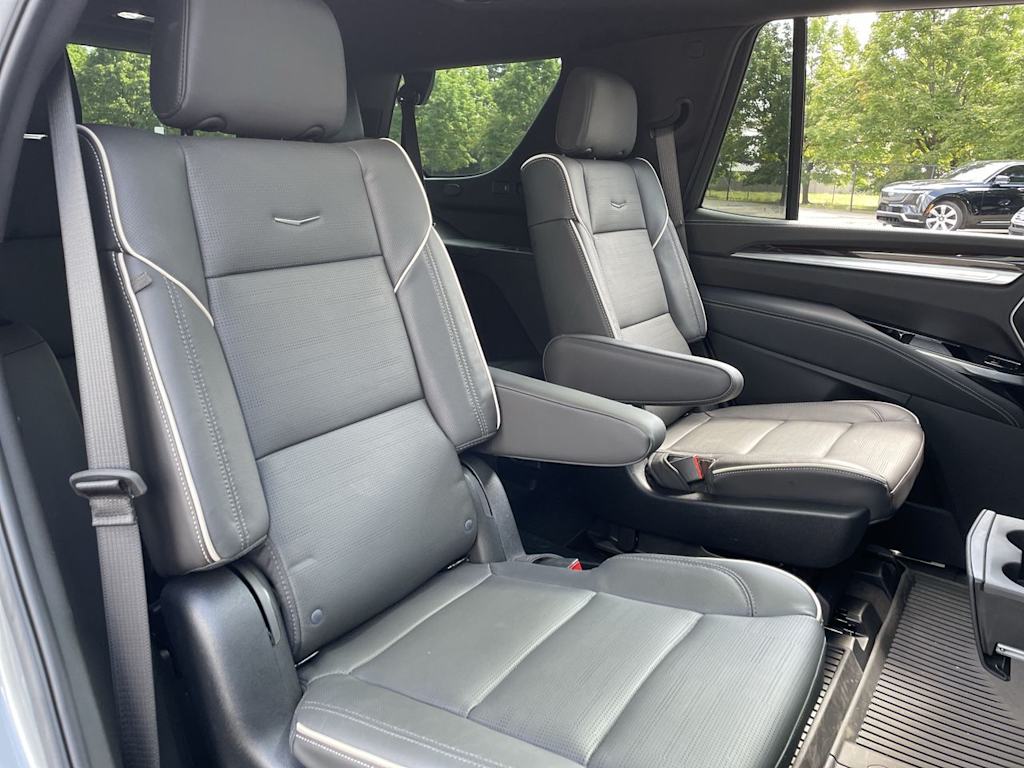 Thumbnail: 2026 Cadillac Escalade - 26