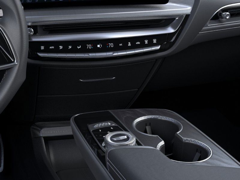 Thumbnail: 2026 Cadillac Lyriq - 9