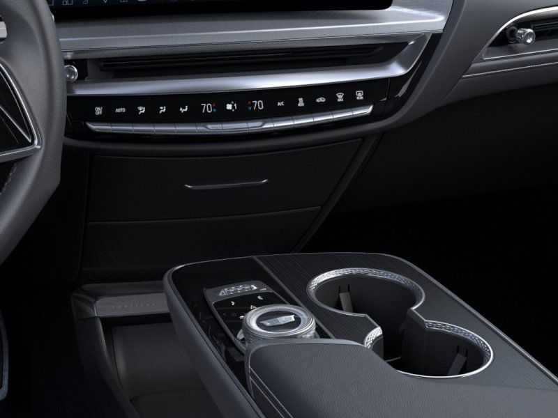 Thumbnail: 2026 Cadillac Lyriq - 11