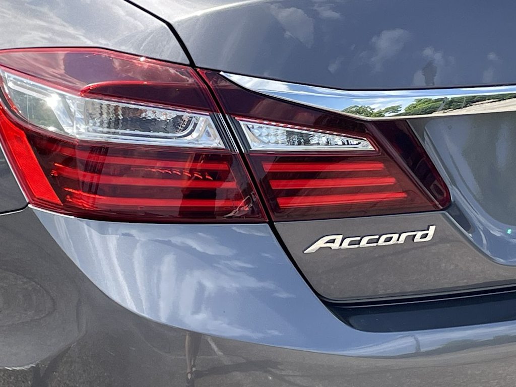 Thumbnail: 2016 Honda Accord - 36