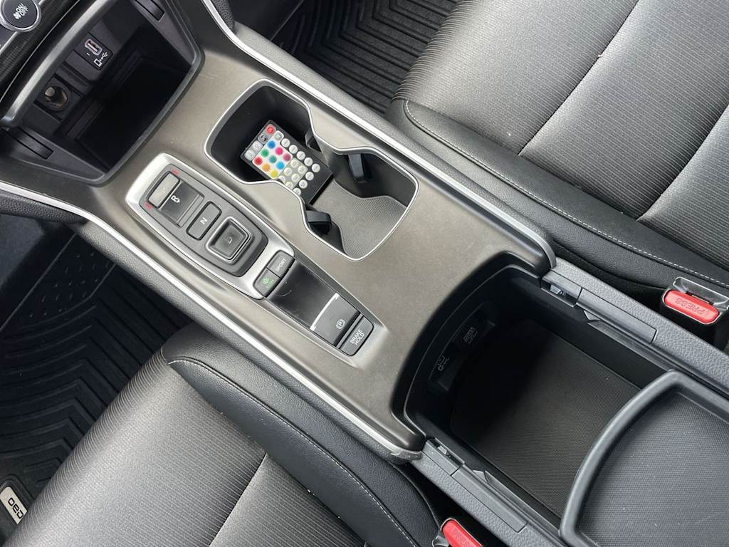 Thumbnail: 2019 Honda Accord - 15