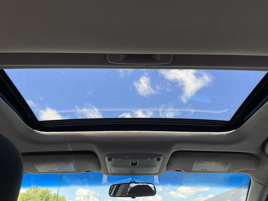 Thumbnail: 2014 Nissan Altima - 28