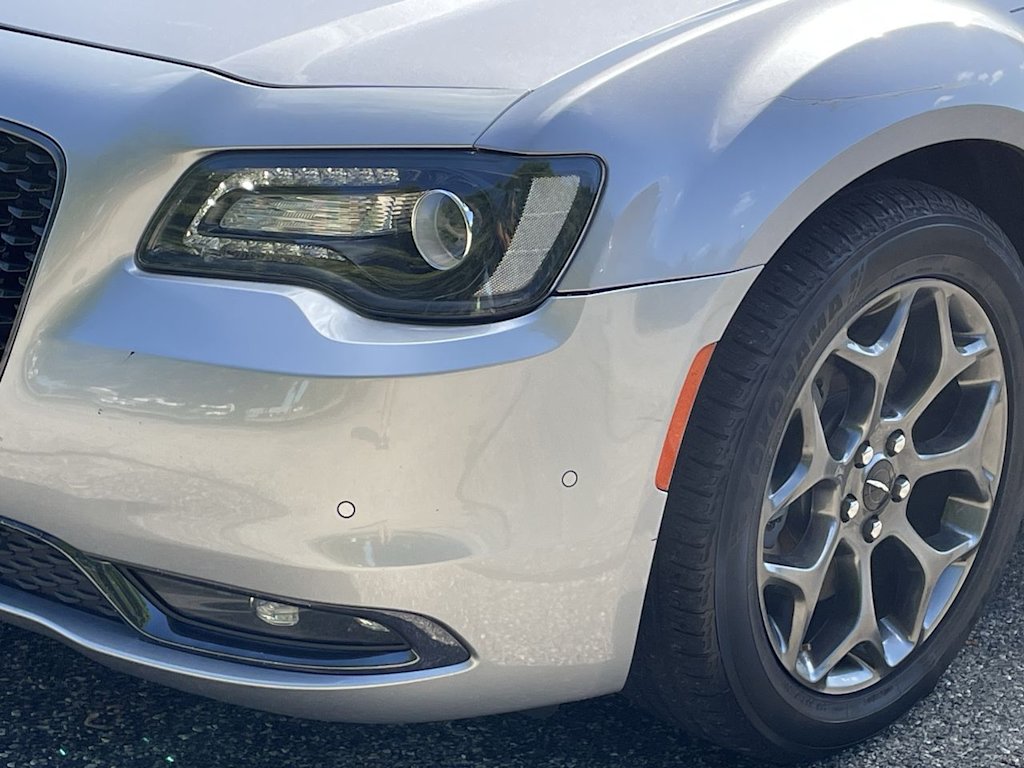 Thumbnail: 2016 Chrysler 300 - 37