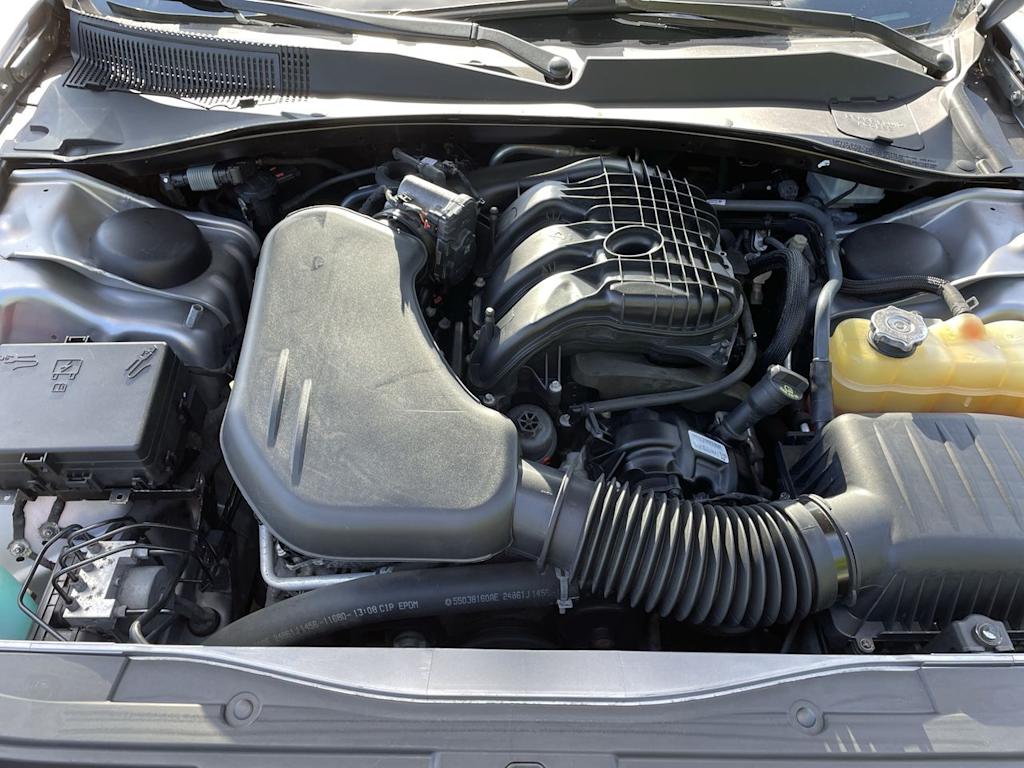 Thumbnail: 2016 Chrysler 300 - 8