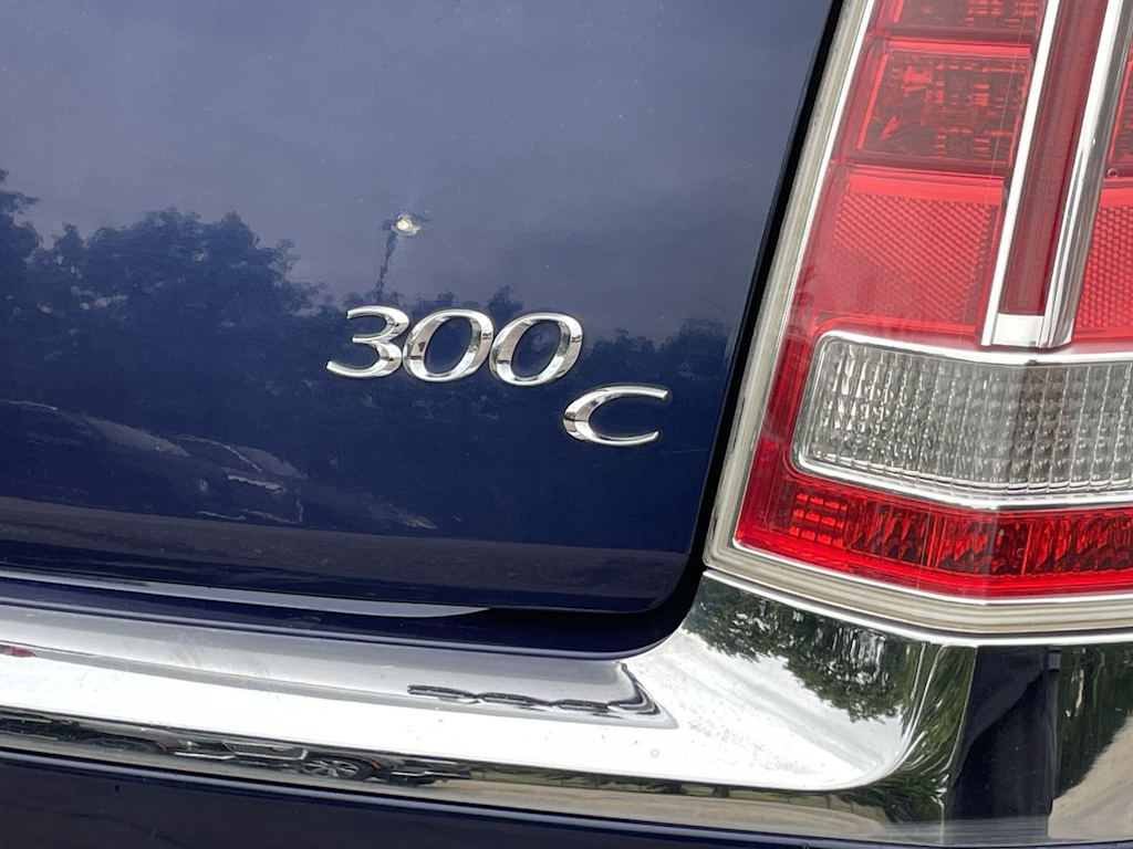 Thumbnail: 2014 Chrysler 300 - 40