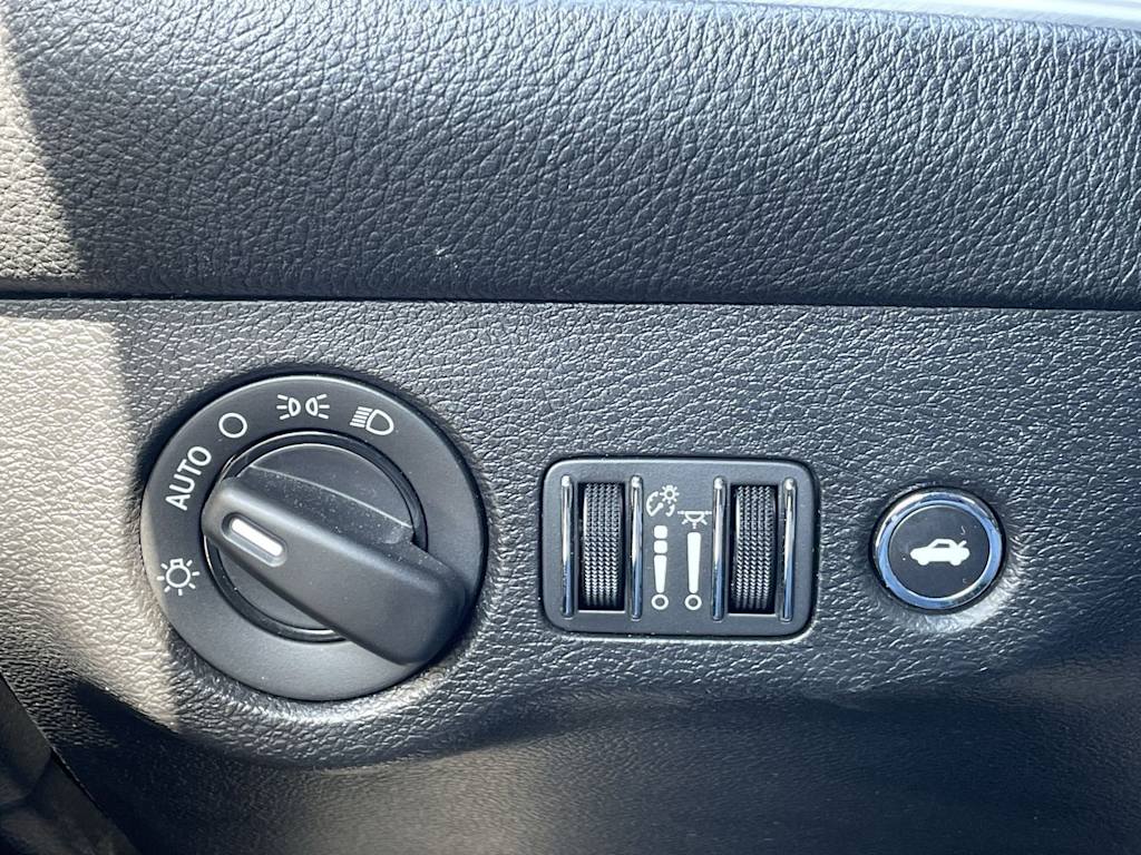 Thumbnail: 2022 Dodge Challenger - 28