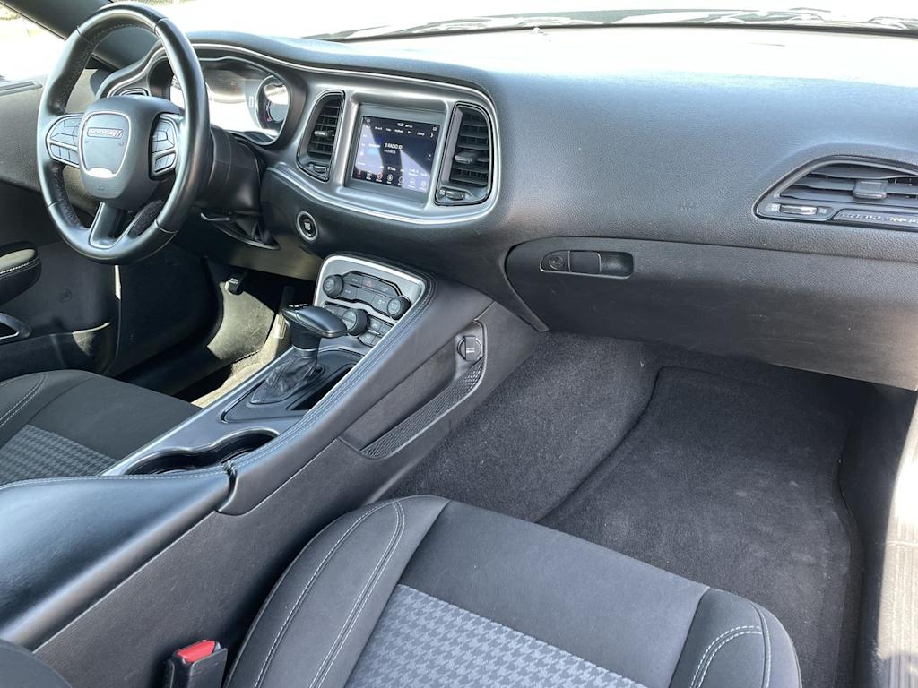 Thumbnail: 2022 Dodge Challenger - 10