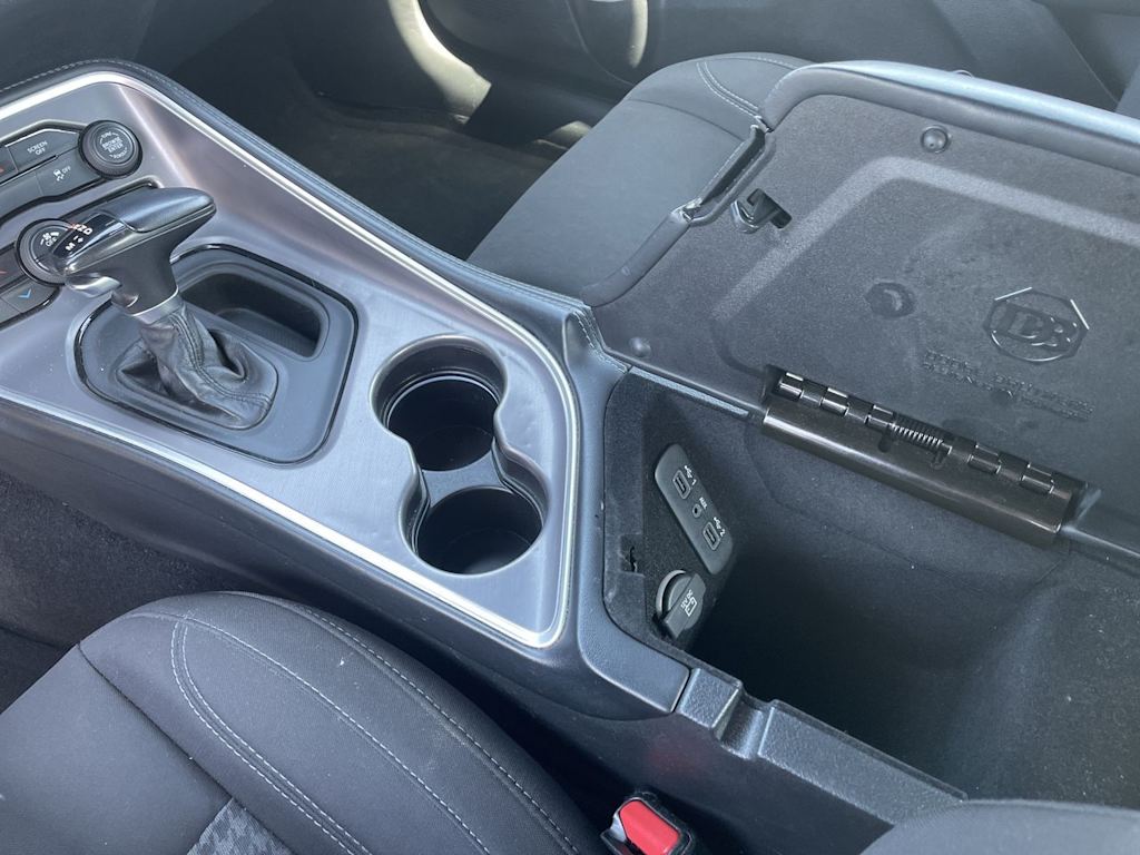 Thumbnail: 2022 Dodge Challenger - 7