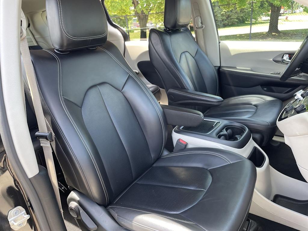 Thumbnail: 2024 Chrysler Pacifica - 10