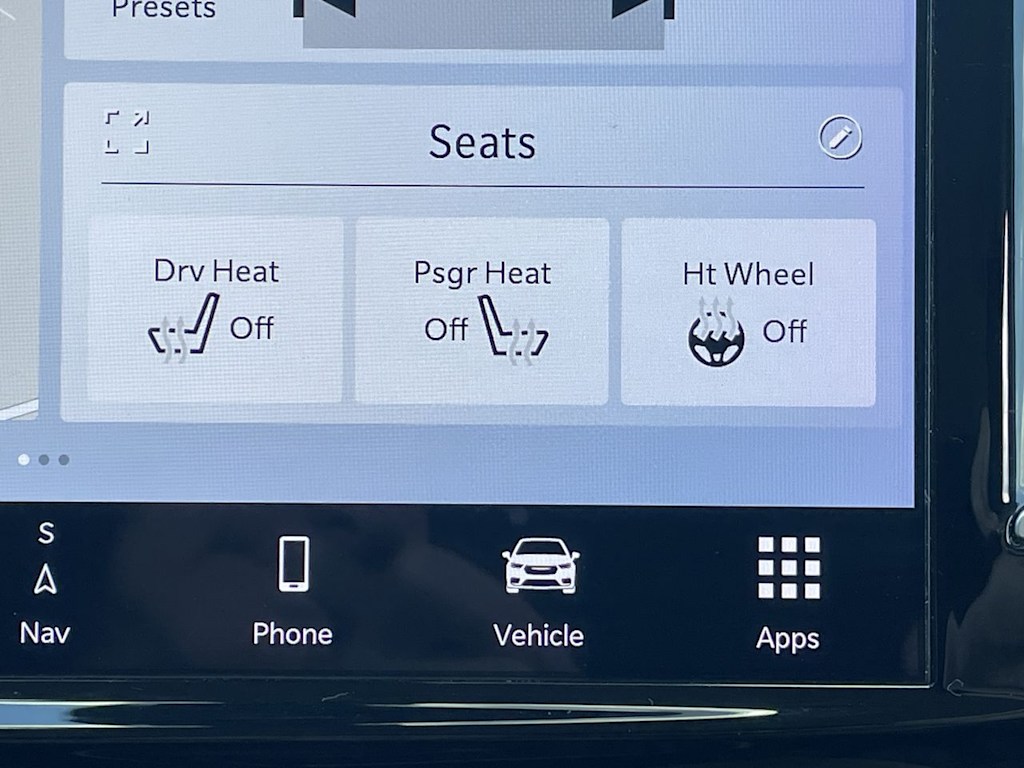 Thumbnail: 2024 Chrysler Pacifica - 31