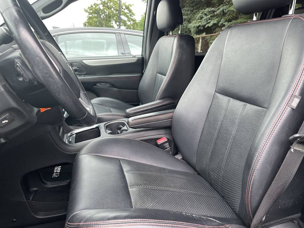 Thumbnail: 2014 Dodge Grand Caravan - 10