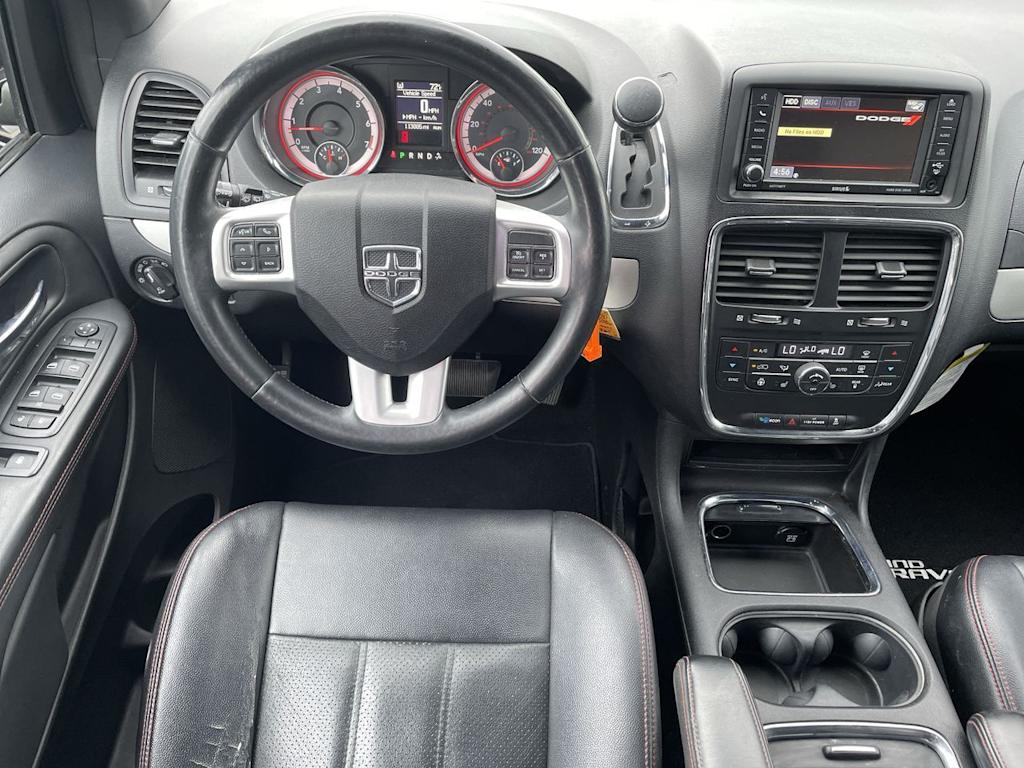 Thumbnail: 2014 Dodge Grand Caravan - 2