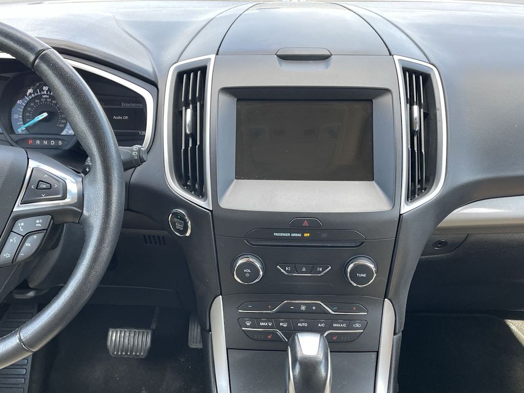 Thumbnail: 2018 Ford Edge - 14