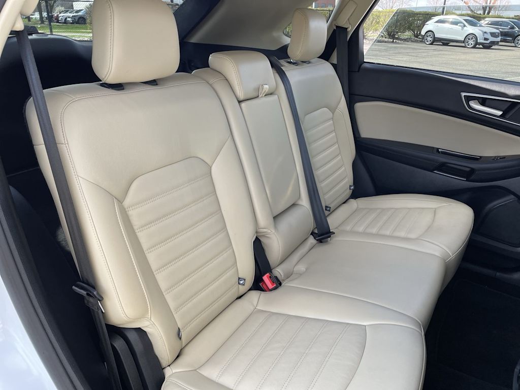 Thumbnail: 2018 Ford Edge - 13