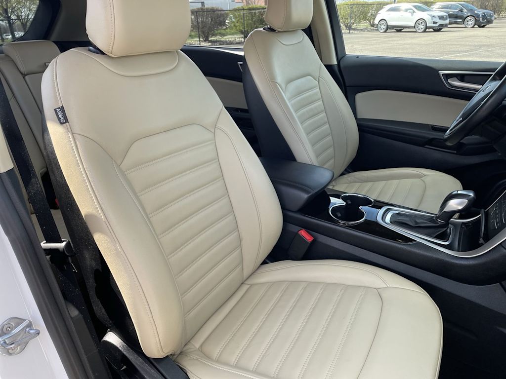 Thumbnail: 2018 Ford Edge - 12