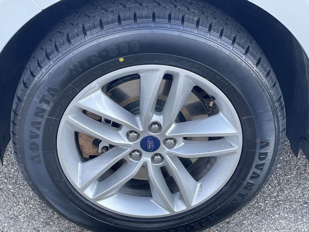 Thumbnail: 2018 Ford Edge - 8