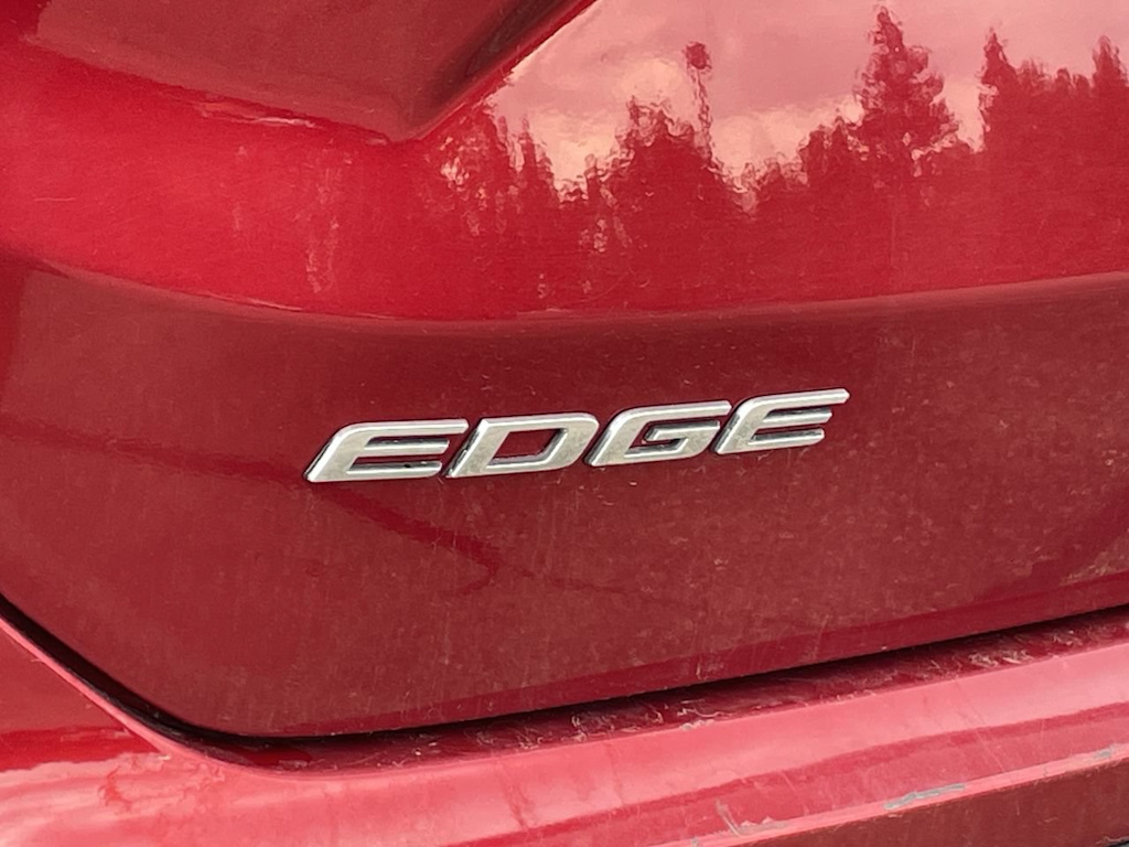 Thumbnail: 2019 Ford Edge - 35