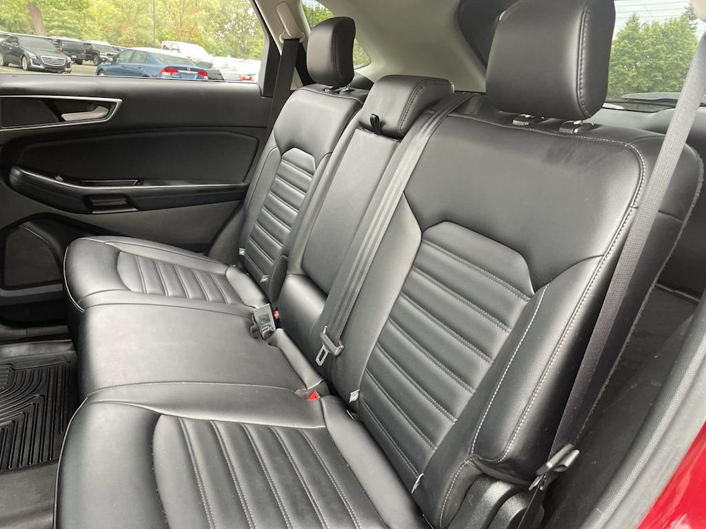 Thumbnail: 2019 Ford Edge - 27