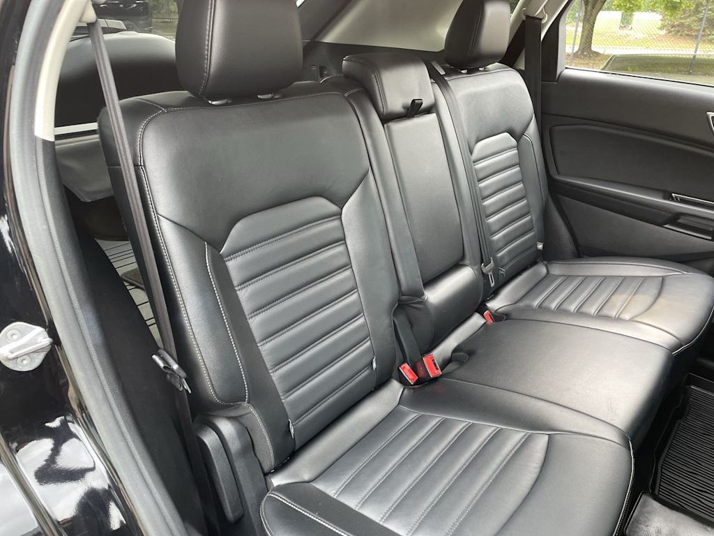 Thumbnail: 2016 Ford Edge - 12