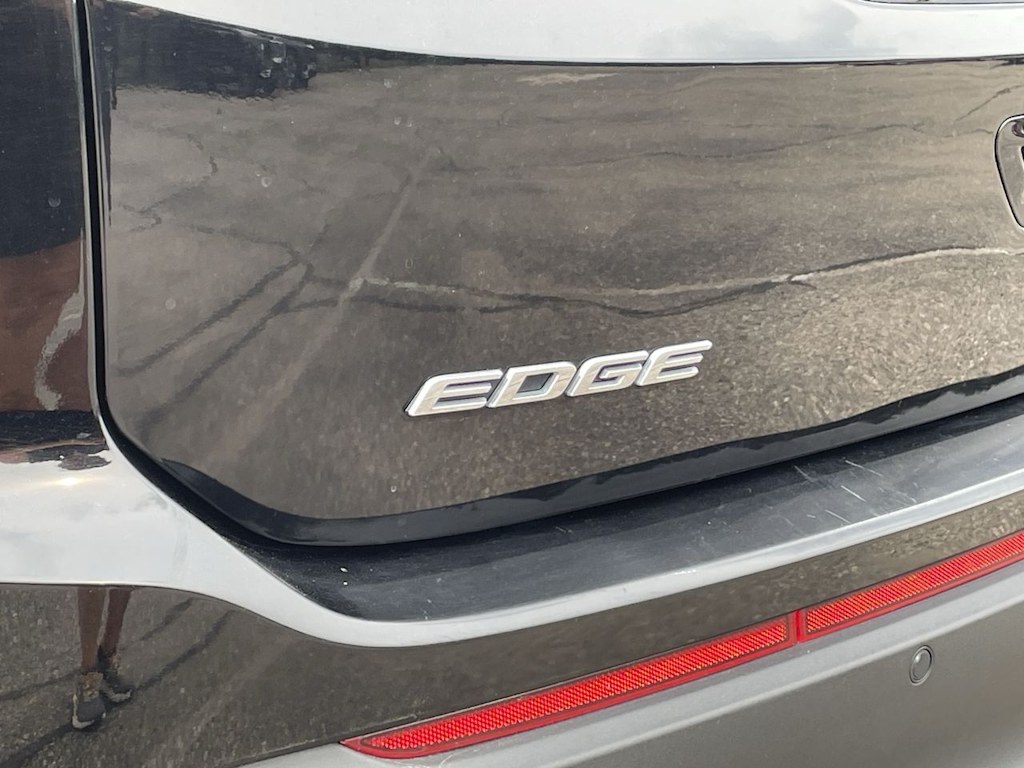 Thumbnail: 2016 Ford Edge - 36
