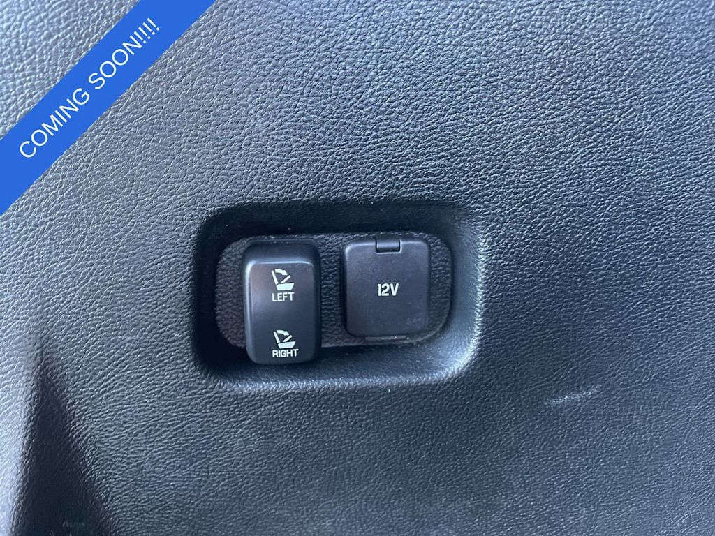 Thumbnail: 2019 Ford Edge - 26