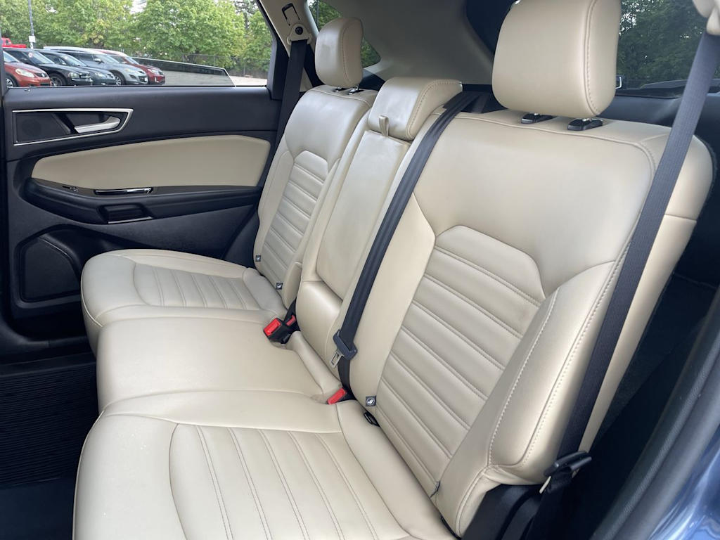 Thumbnail: 2019 Ford Edge - 27