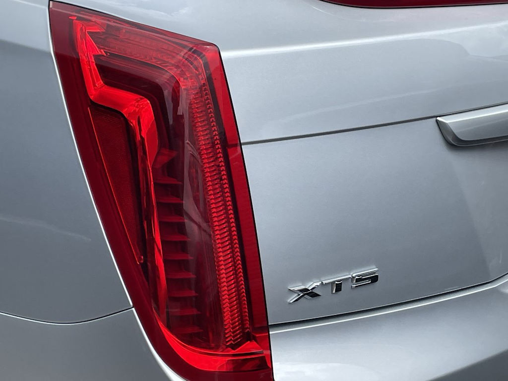 Thumbnail: 2014 Cadillac XTS - 34