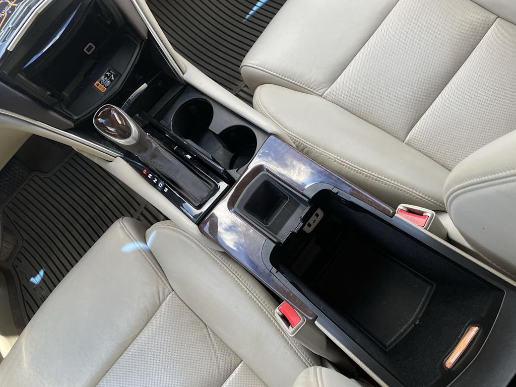 Thumbnail: 2016 Cadillac XTS - 13