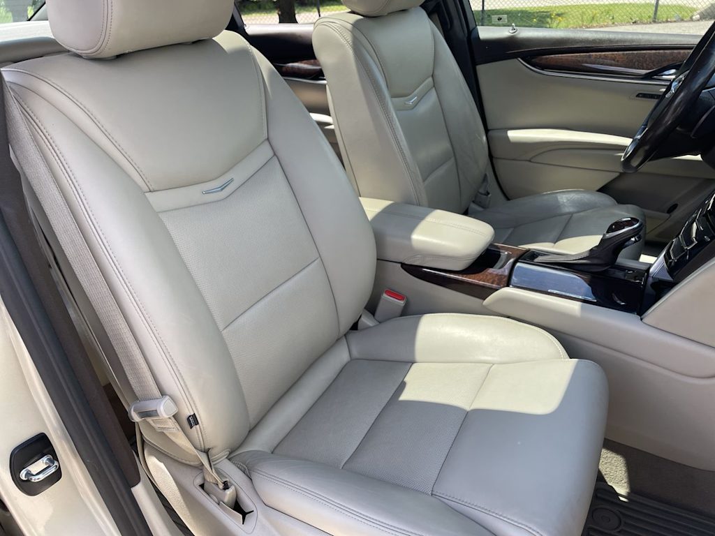 Thumbnail: 2016 Cadillac XTS - 10