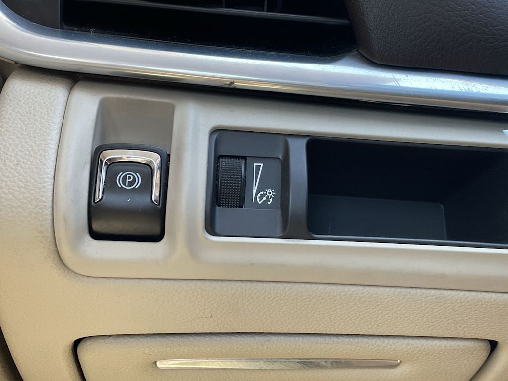 Thumbnail: 2016 Cadillac XTS - 34