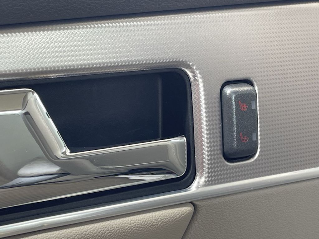 Thumbnail: 2013 Lincoln MKX - 30