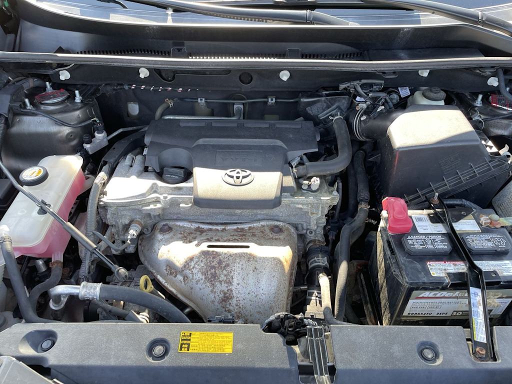 Thumbnail: 2014 Toyota RAV4 - 9