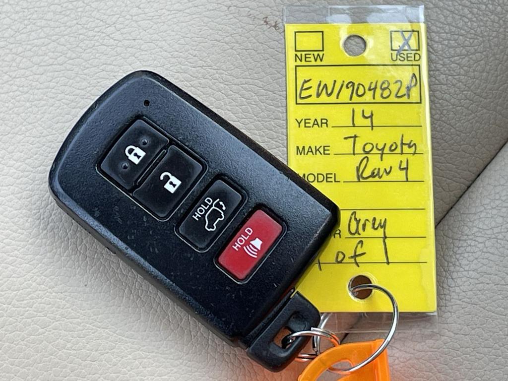 Thumbnail: 2014 Toyota RAV4 - 18