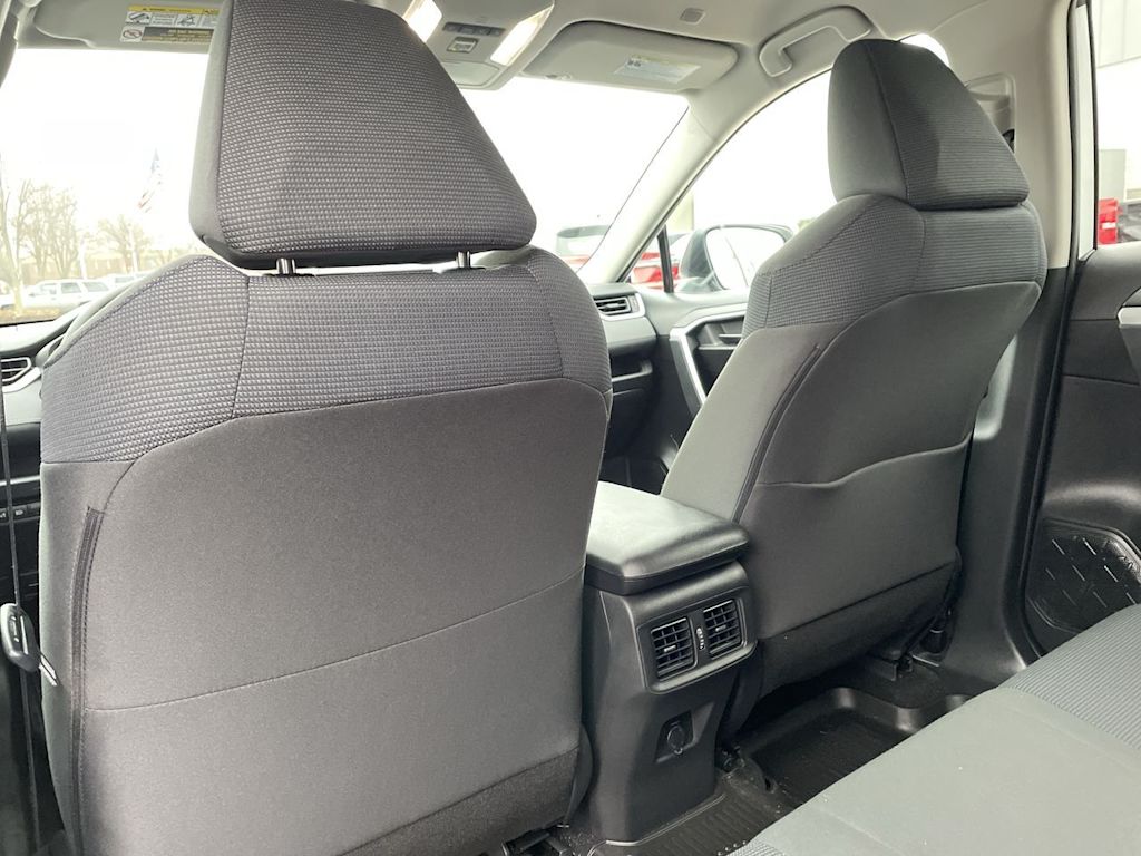 Thumbnail: 2023 Toyota RAV4 - 27