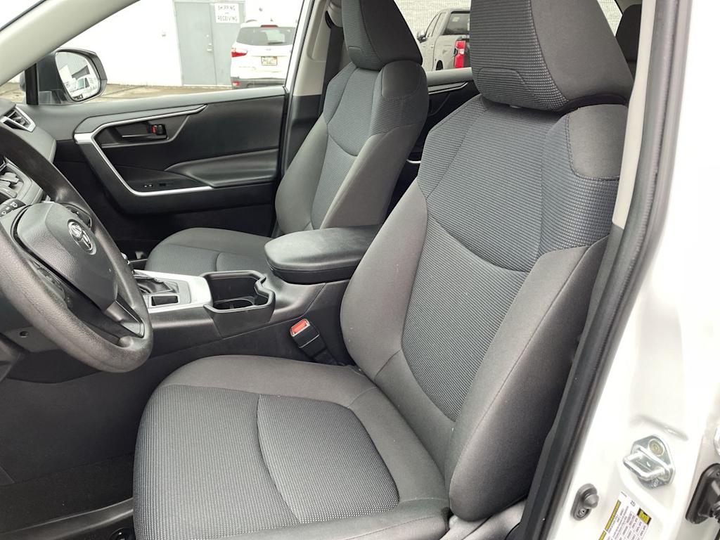 Thumbnail: 2023 Toyota RAV4 - 9