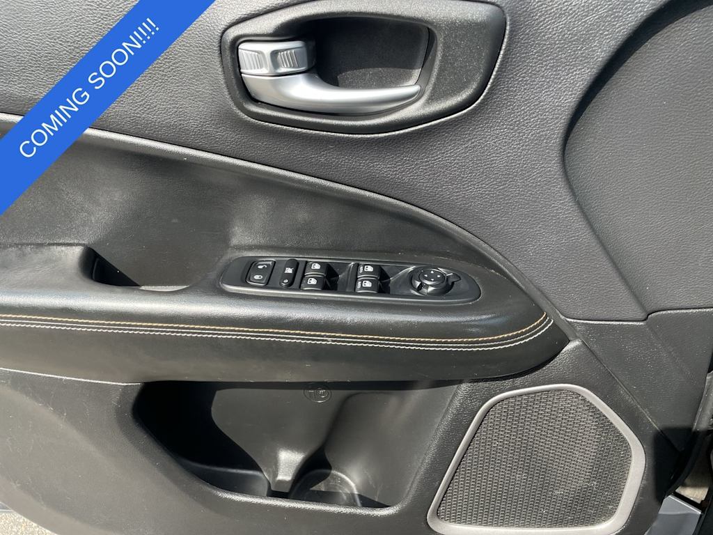 Thumbnail: 2018 Jeep Compass - 33