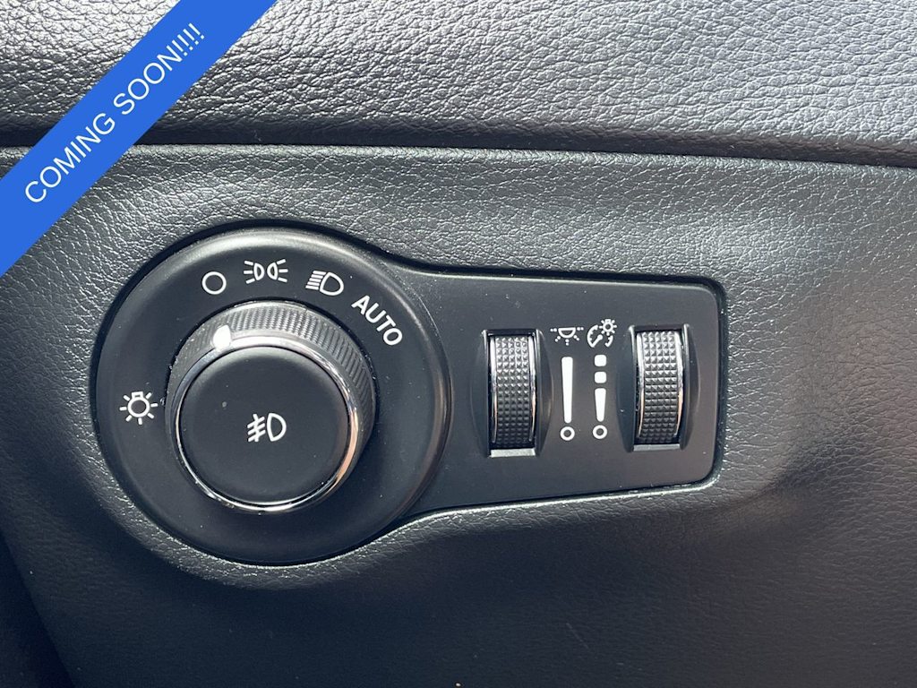 Thumbnail: 2018 Jeep Compass - 31