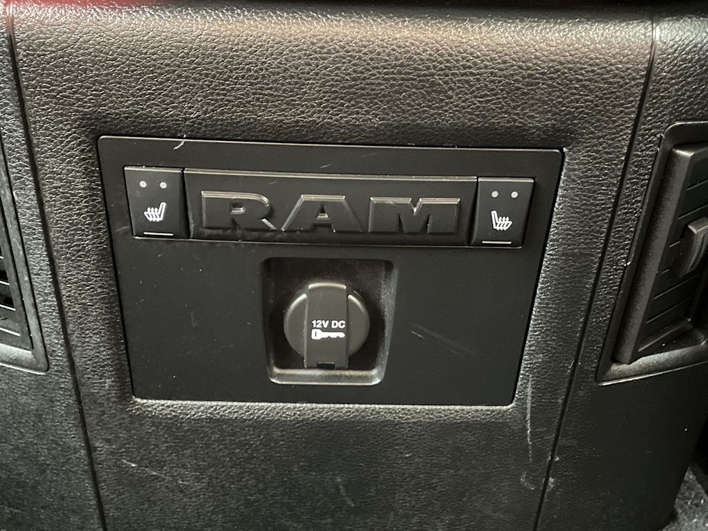 Thumbnail: 2015 RAM 3500 - 27