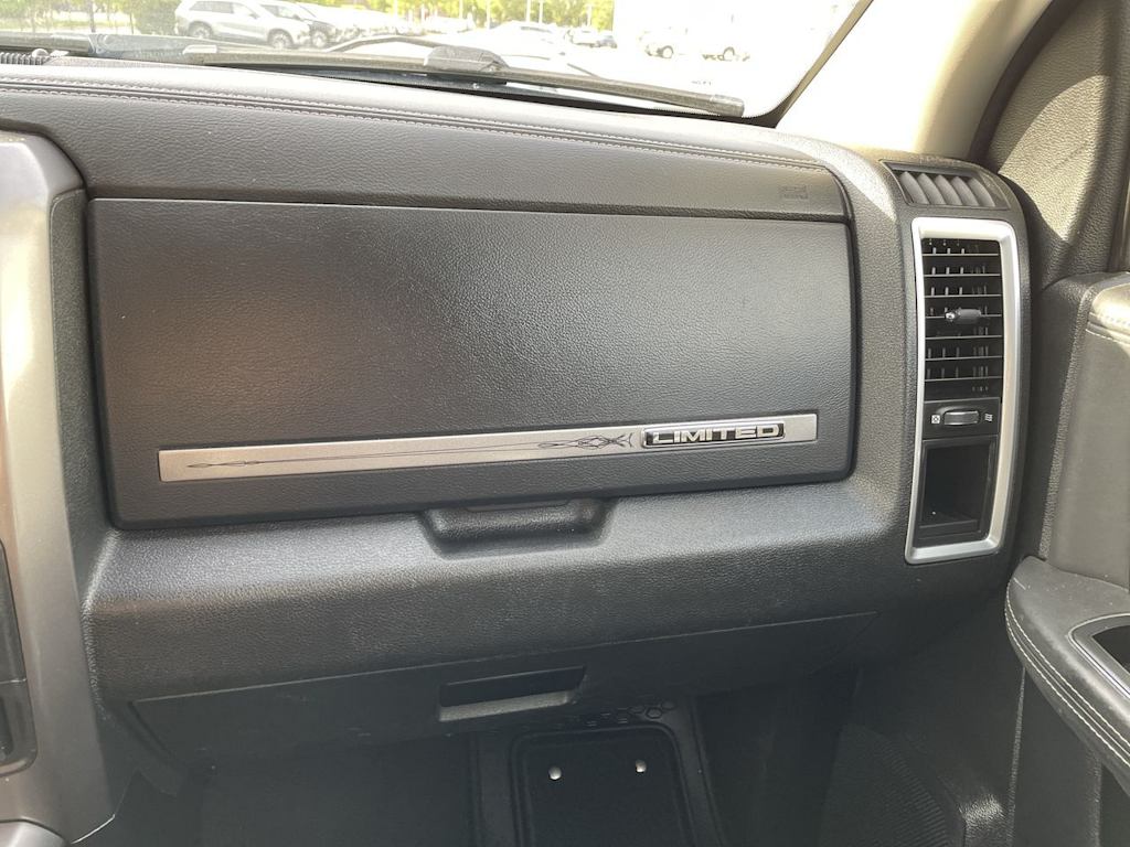 Thumbnail: 2015 RAM 3500 - 23