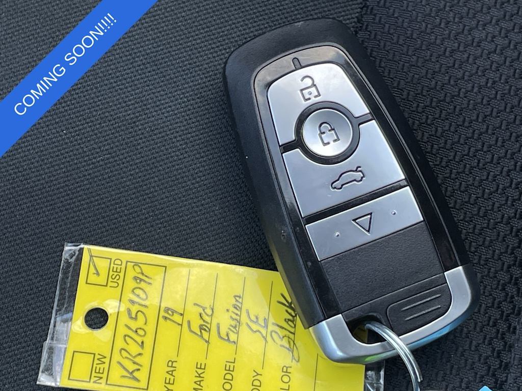 Thumbnail: 2019 Ford Fusion - 32