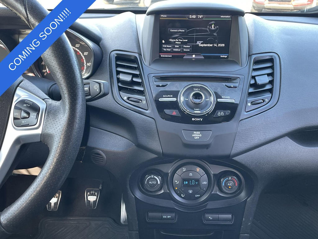 Thumbnail: 2015 Ford Fiesta - 8