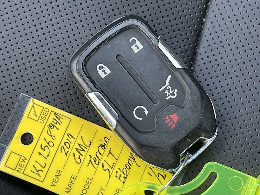 Thumbnail: 2019 GMC Terrain - 16