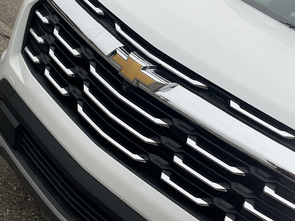 Thumbnail: 2025 Chevrolet Equinox - 37