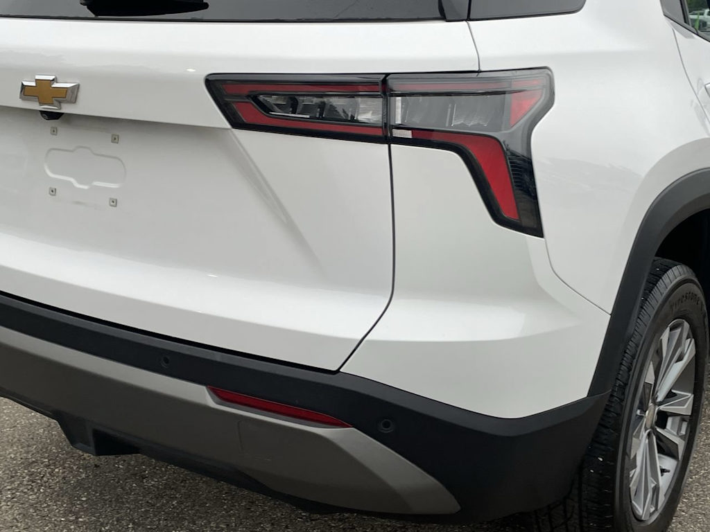 Thumbnail: 2025 Chevrolet Equinox - 40