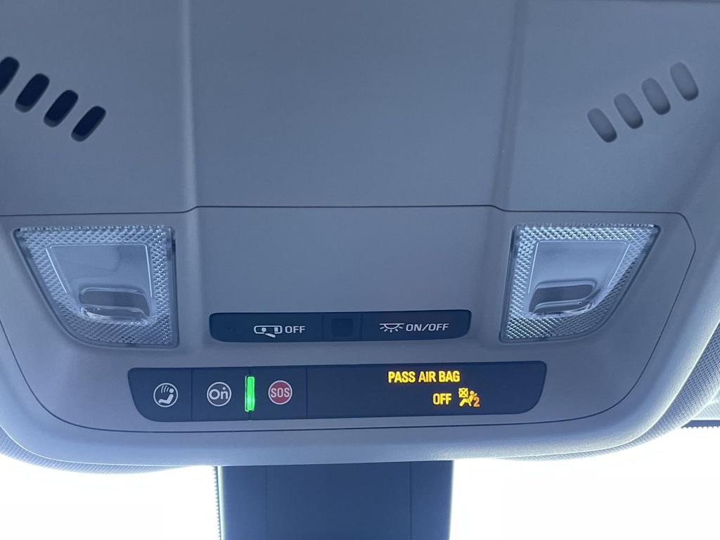 Thumbnail: 2023 Chevrolet Equinox - 31